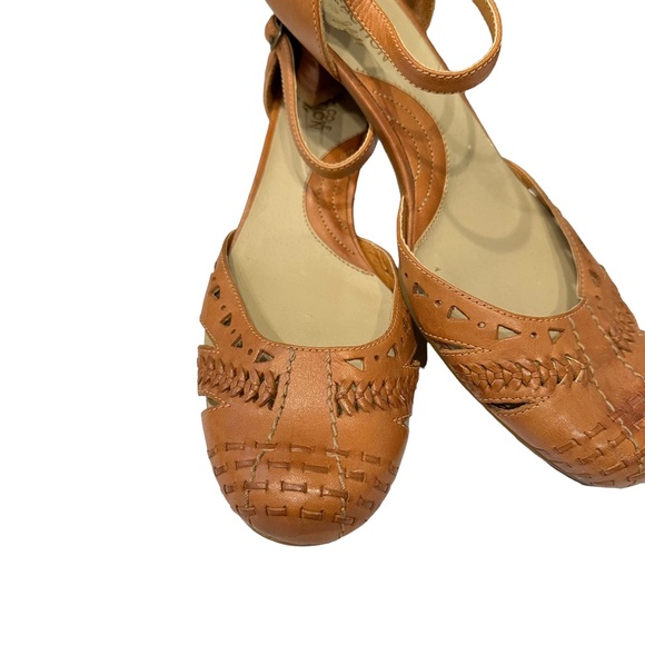 KENNETH COLE REACTION FOR J JILL Brown Leather Kitten Heel Weaved Sandals Size 7 - Picture 6 of 10